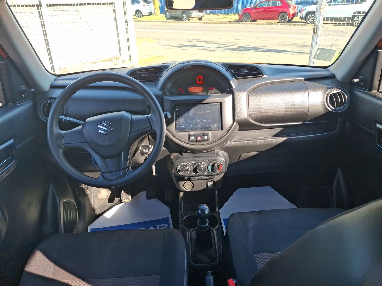 SUZUKI - 29