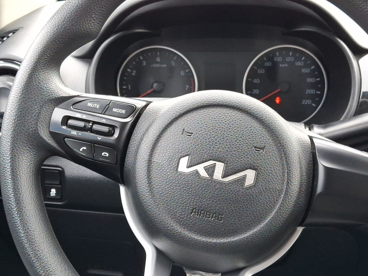 KIA - 24