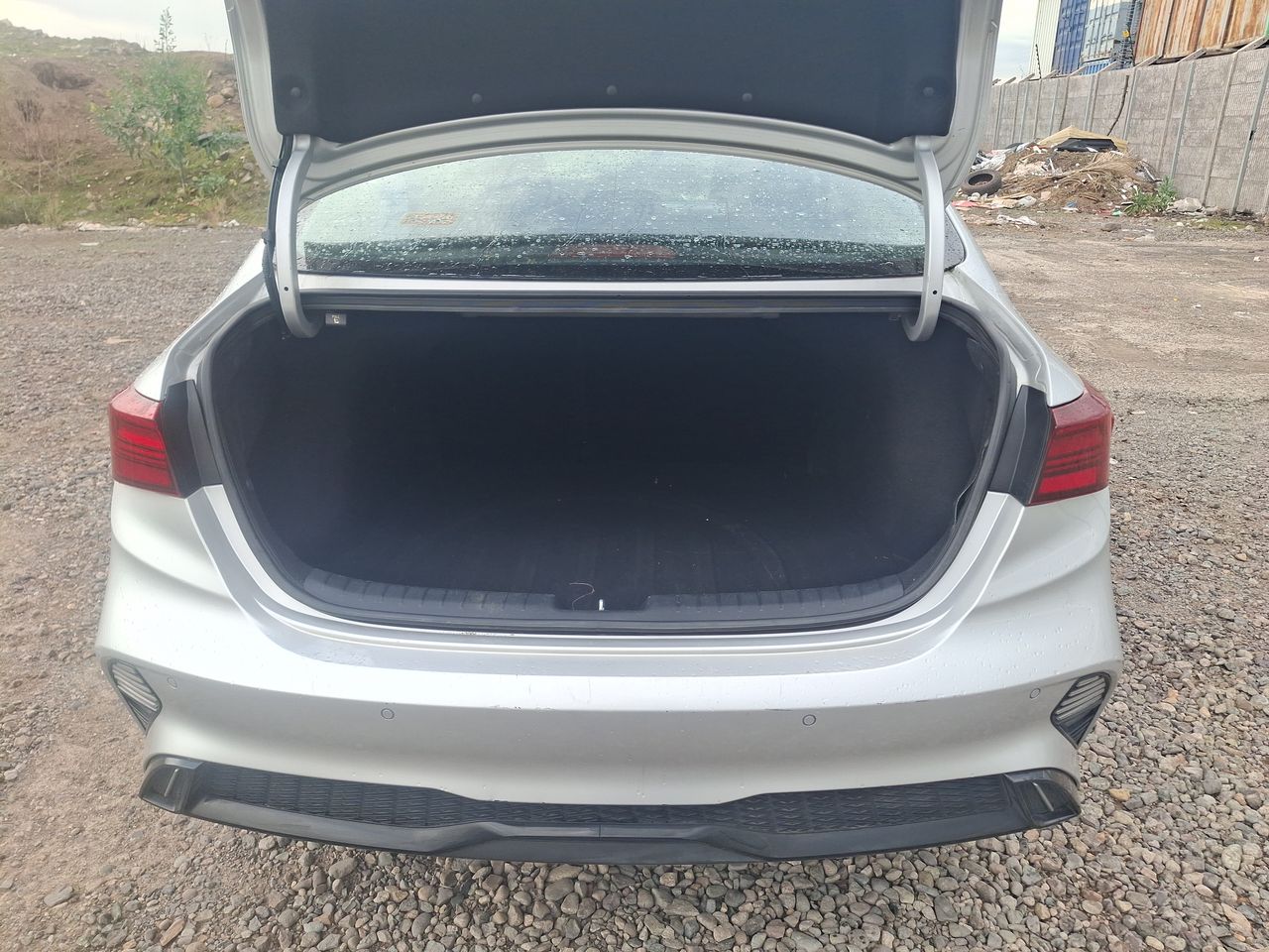 KIA Cerato — foto 13 de 23