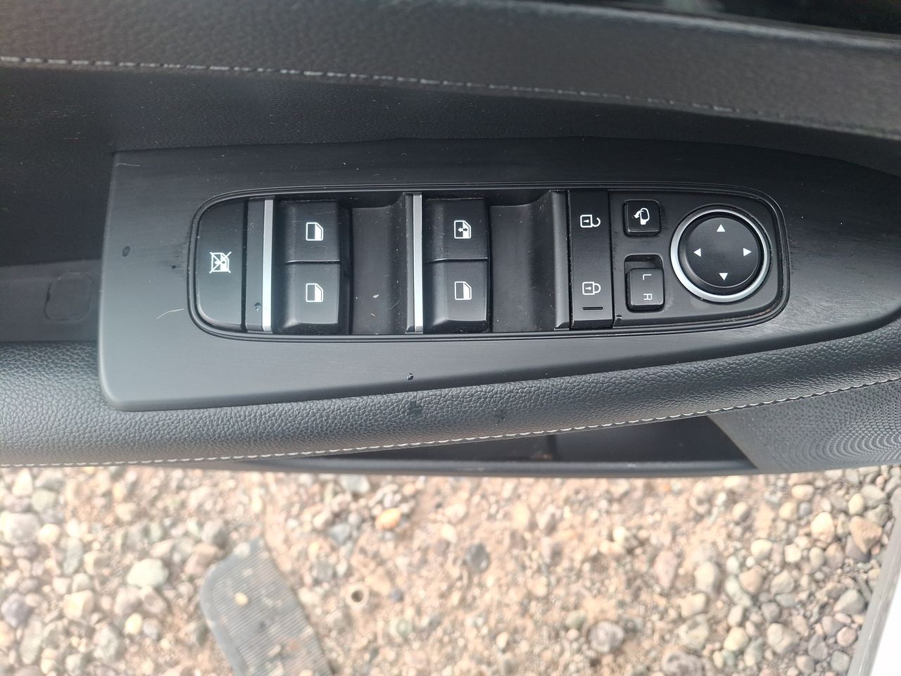 KIA Cerato — foto 14 de 23