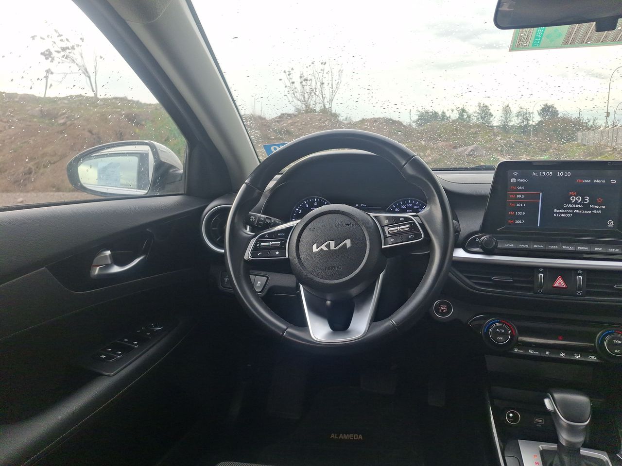 KIA Cerato — foto 9 de 23