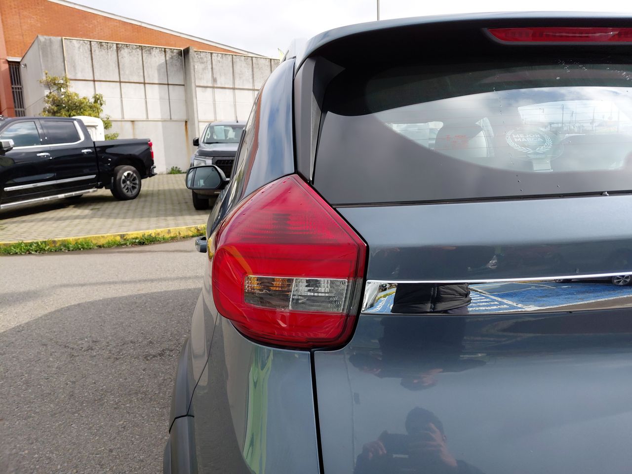 CHERY - 11