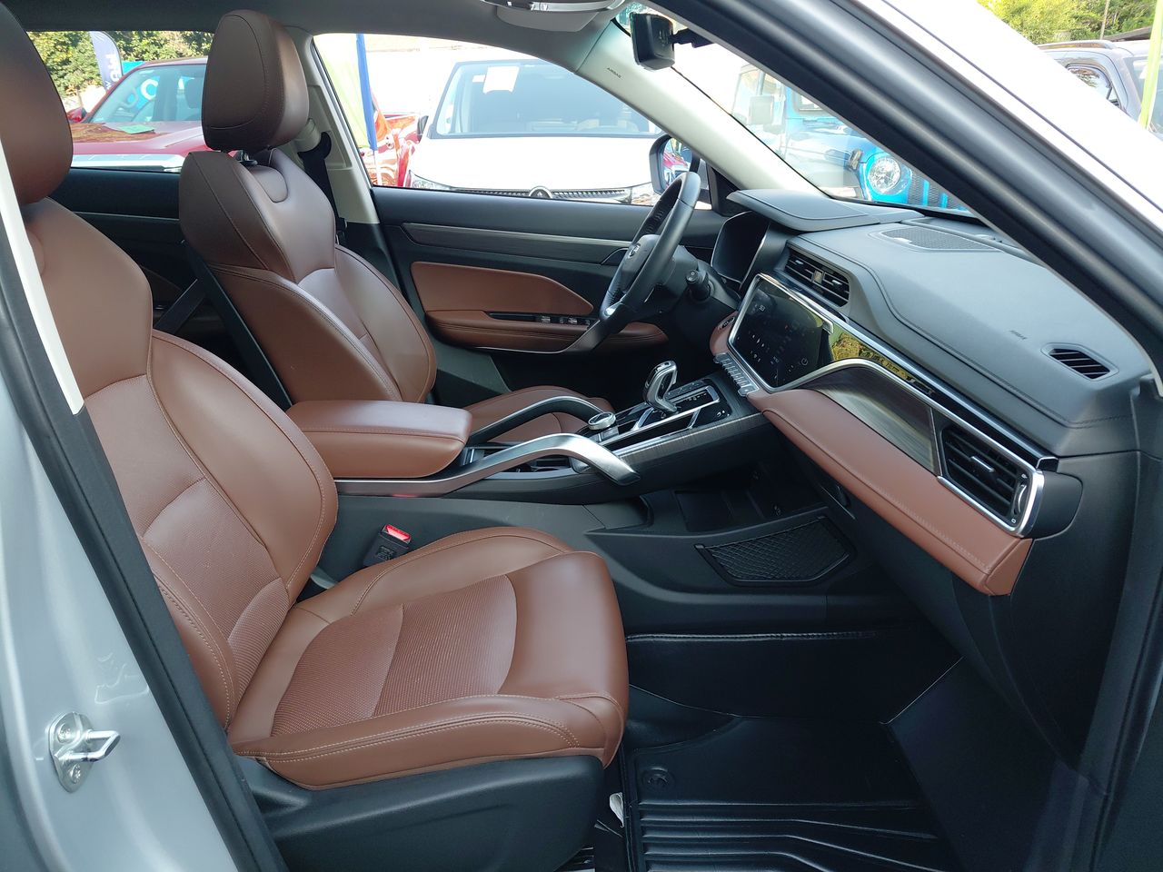 GEELY - 32