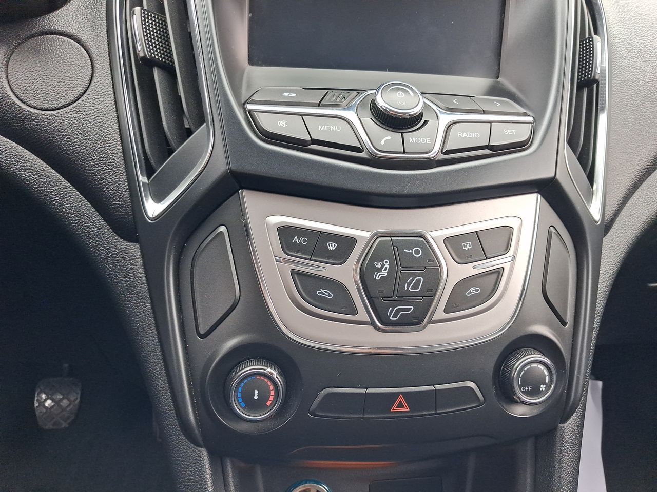 Chery Arrizo 5 — foto 22 de 28