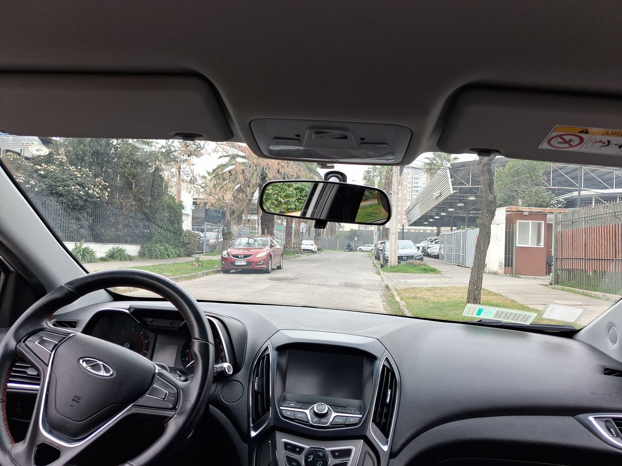 Chery Arrizo 5 — foto 2 de 28