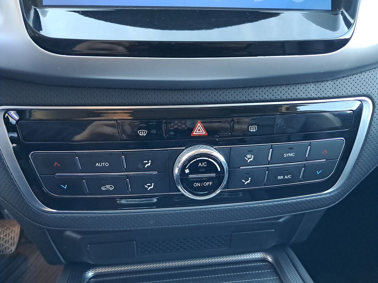 SSANGYONG - 29