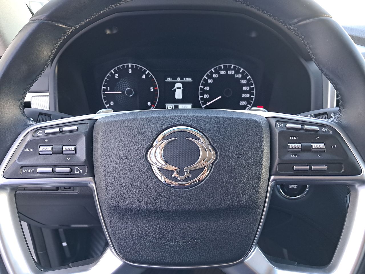 SSANGYONG - 25