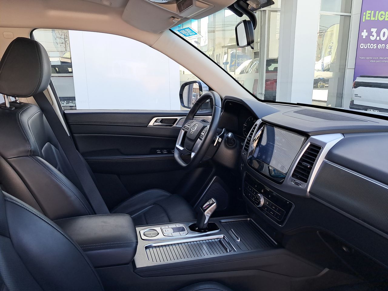 SSANGYONG - 16