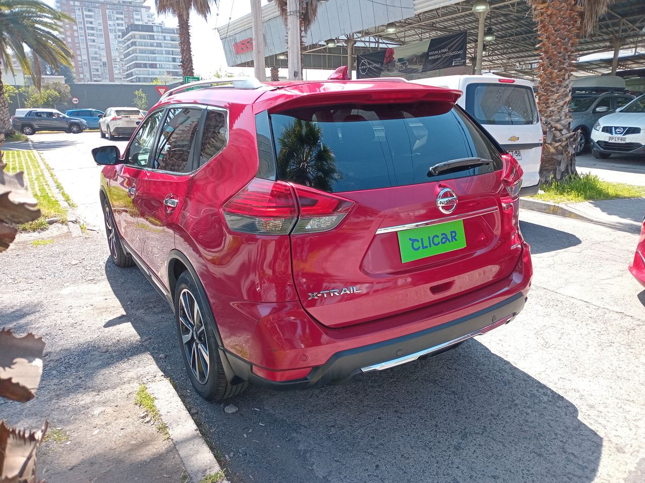 NISSAN - 5