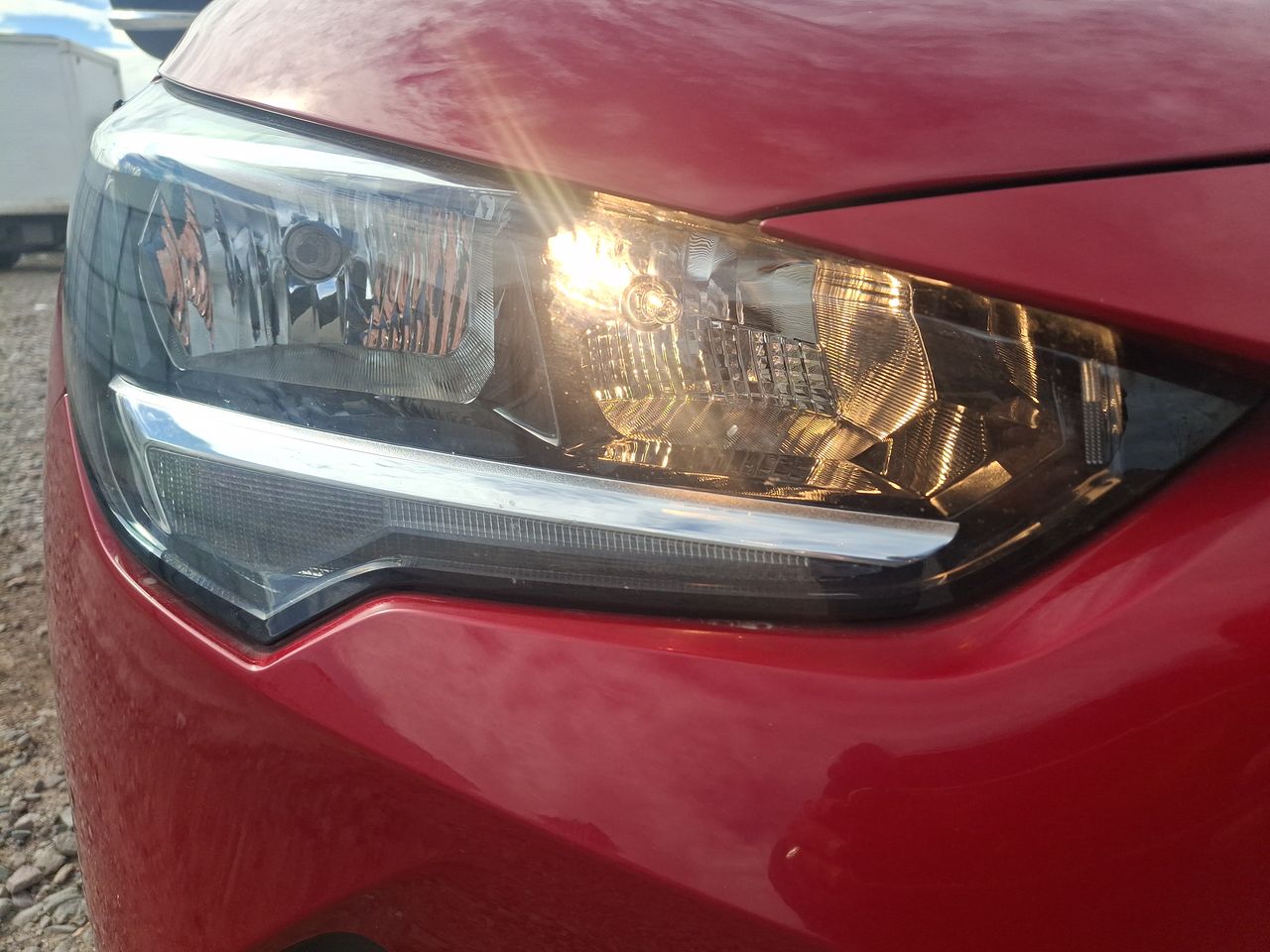 Opel Corsa — foto 11 de 23