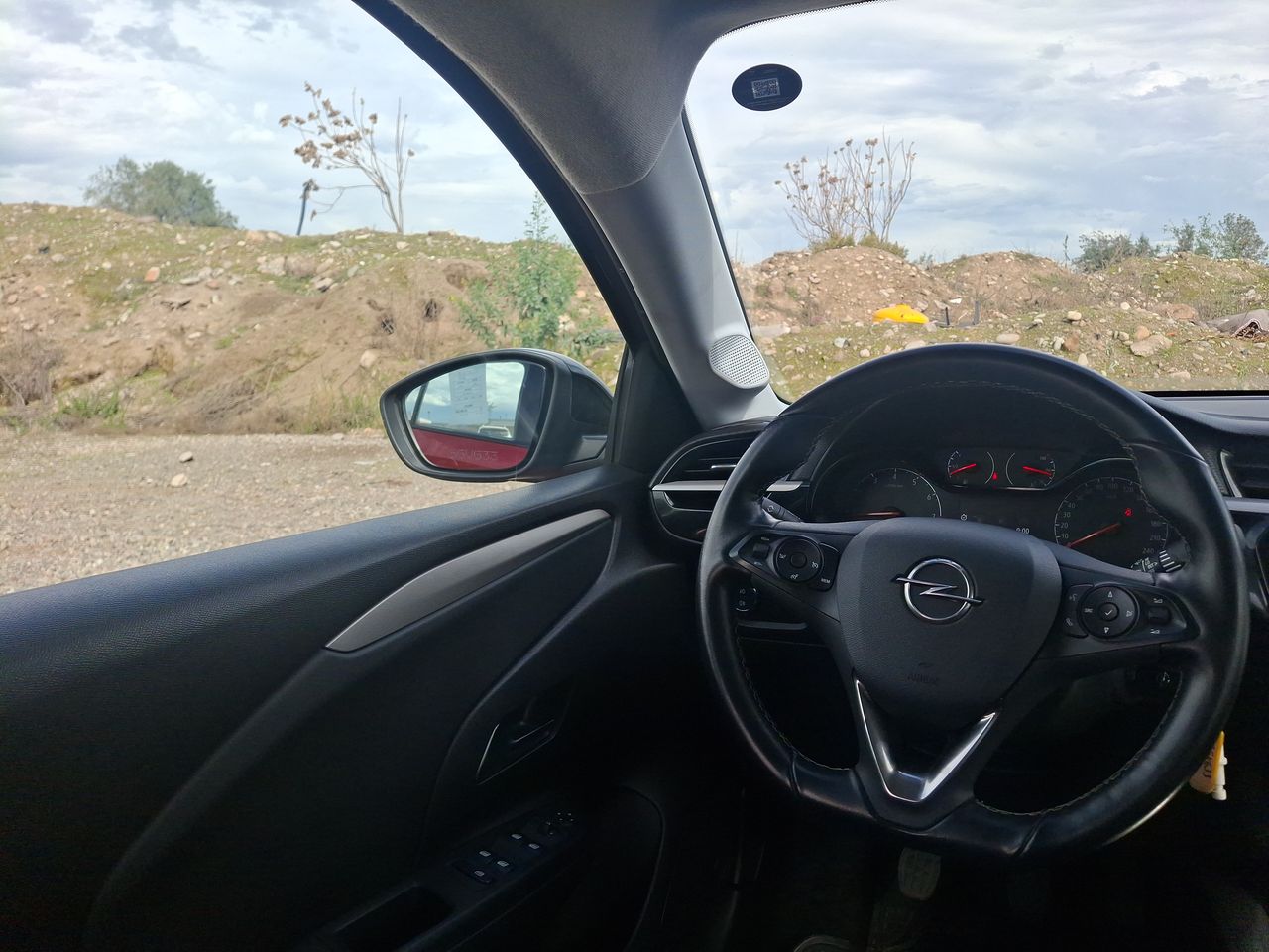 Opel Corsa — foto 9 de 23
