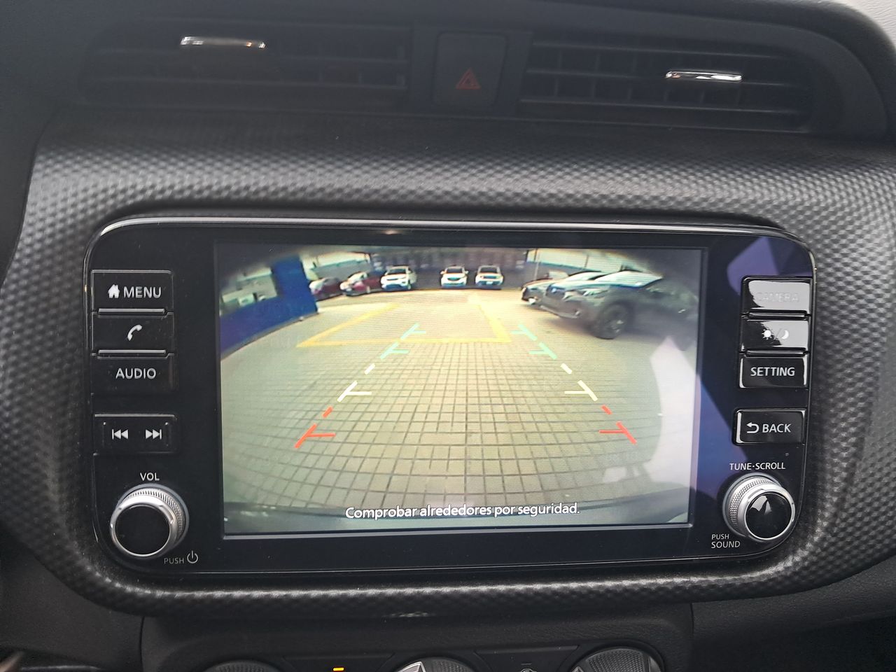 Nissan Kicks — foto 21 de 26