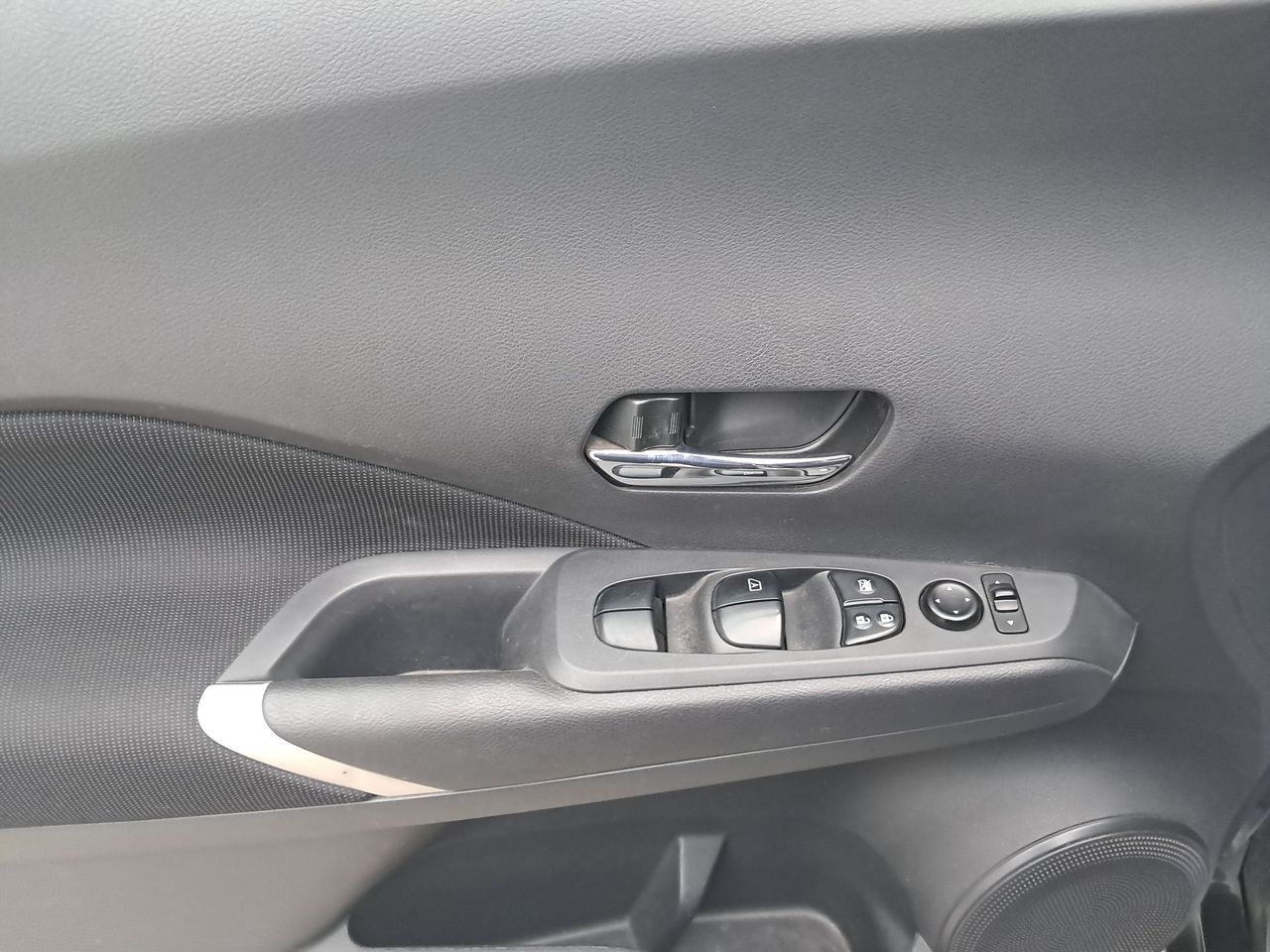 Nissan Kicks — foto 15 de 26