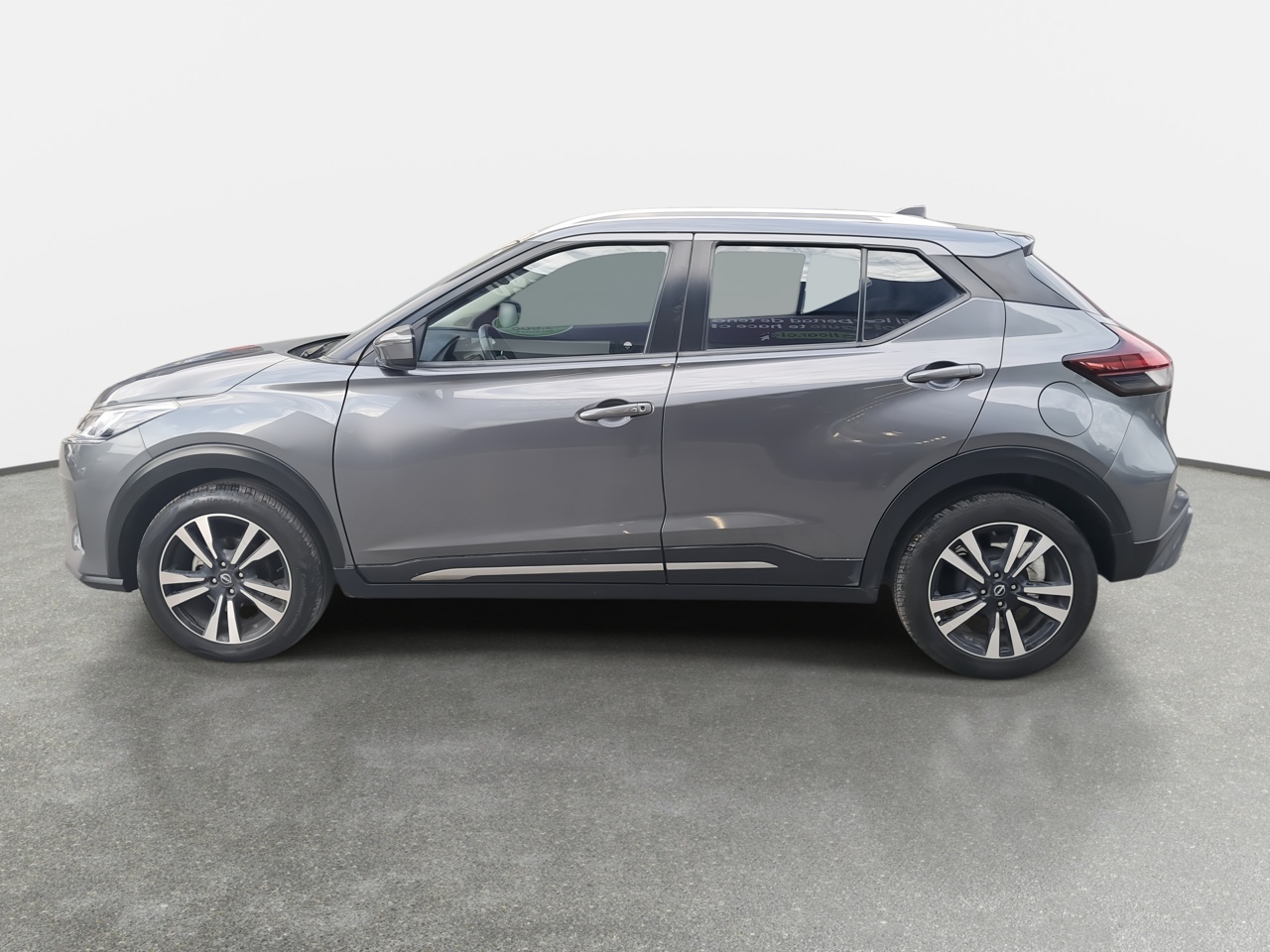 NISSAN - 4