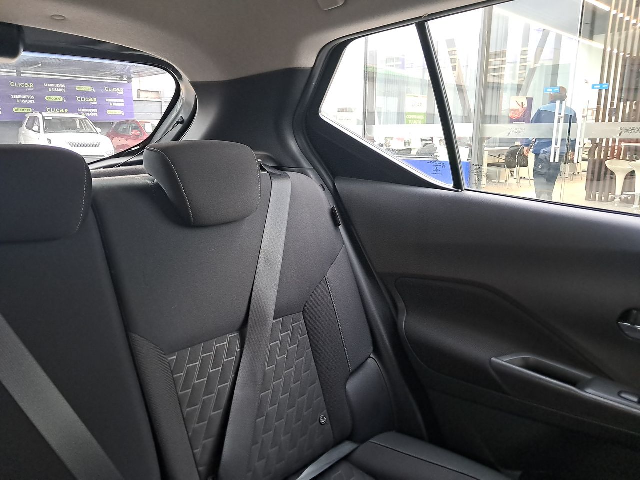 NISSAN - 6