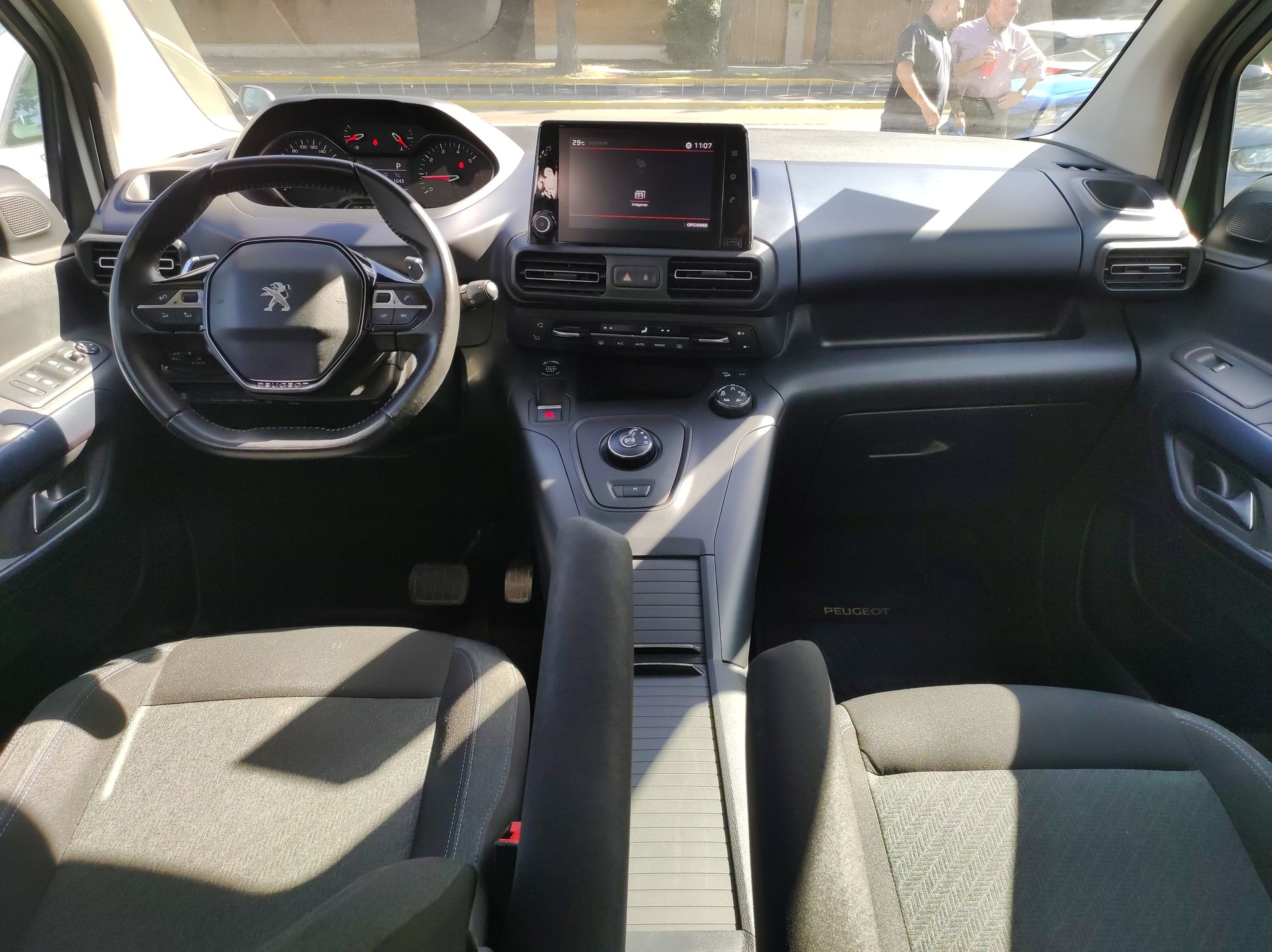 PEUGEOT - 21