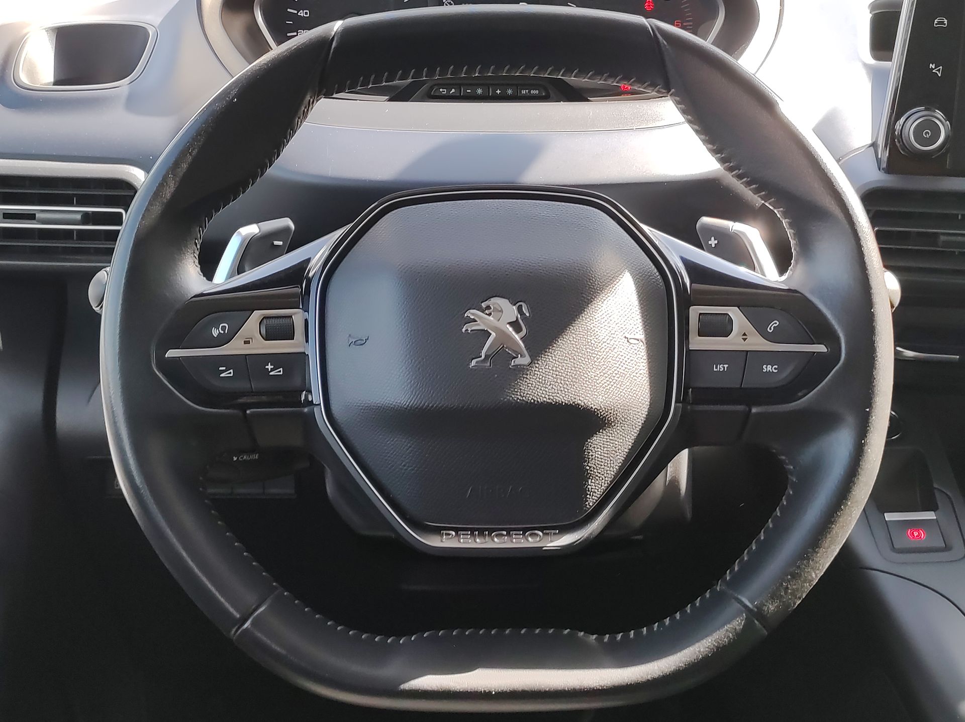 PEUGEOT - 13