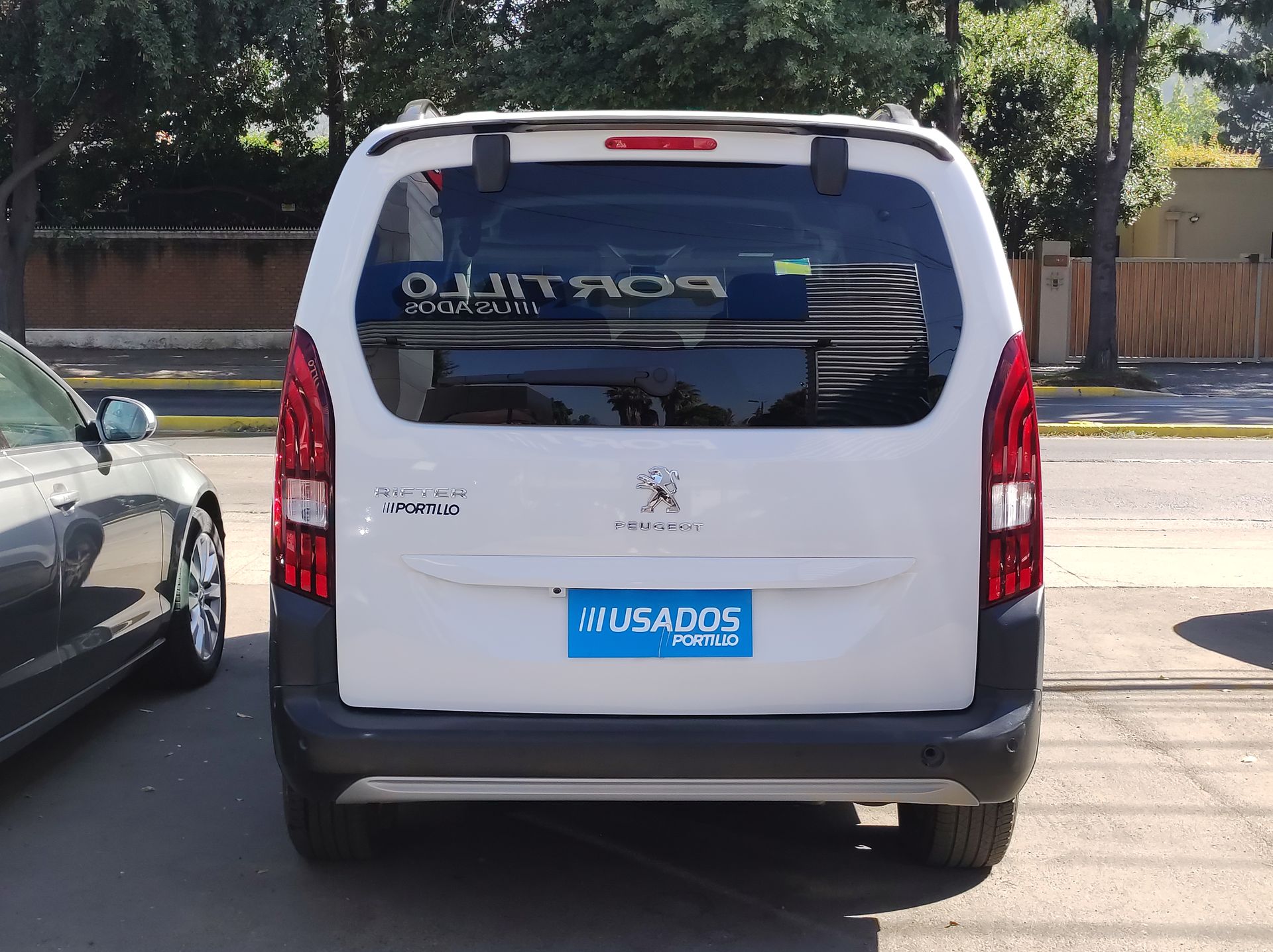 PEUGEOT - 6