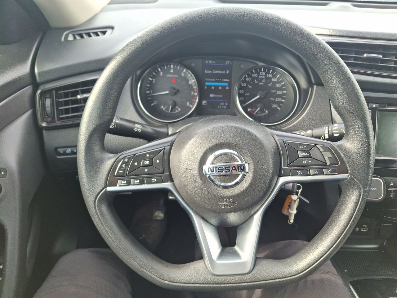 NISSAN - 22