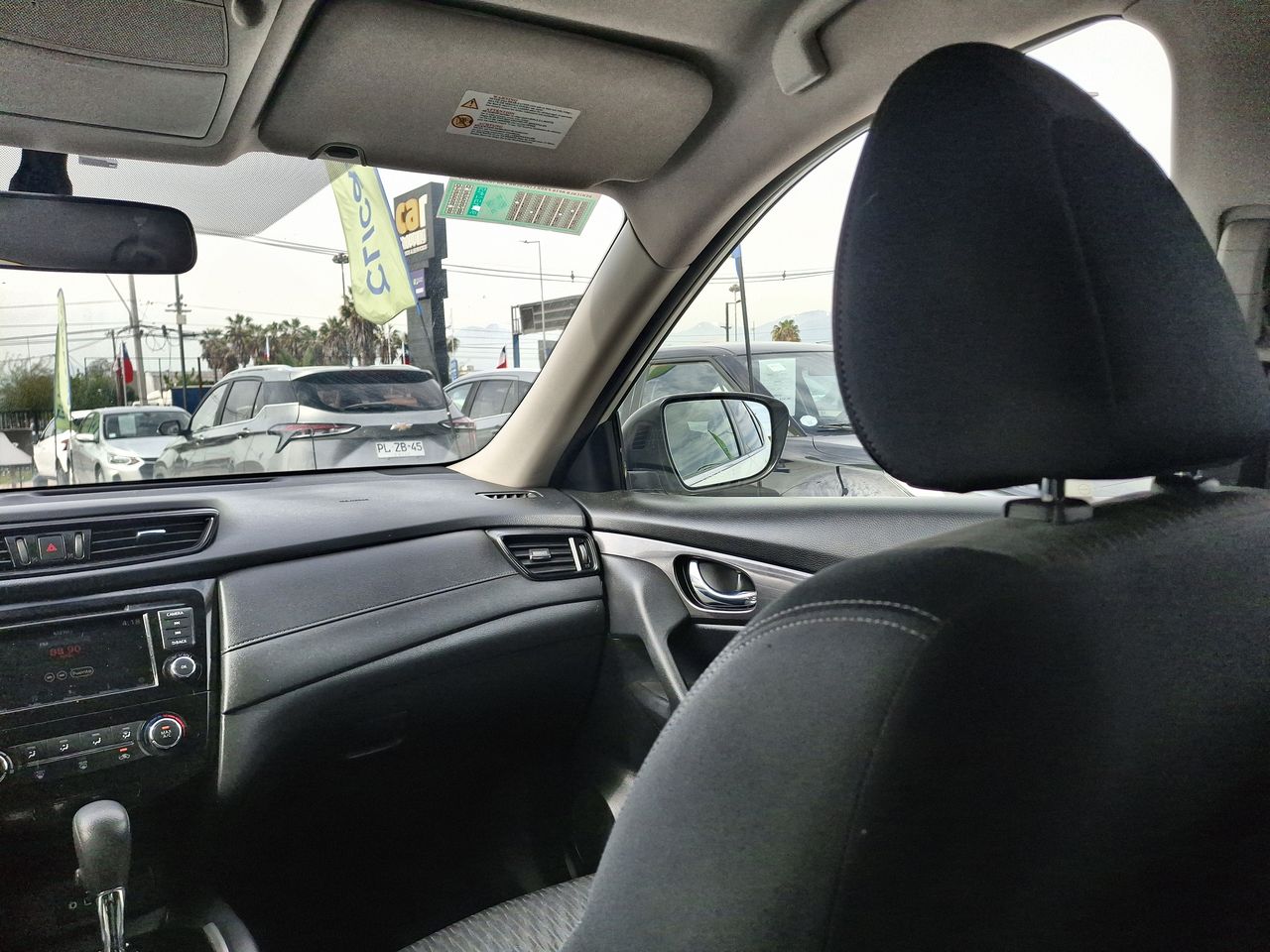 NISSAN - 10
