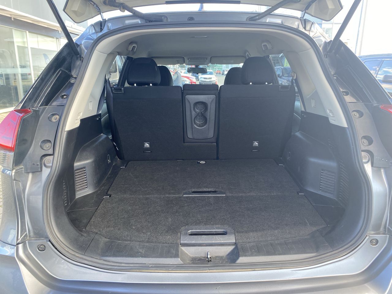 Nissan X-Trail — foto 13 de 26