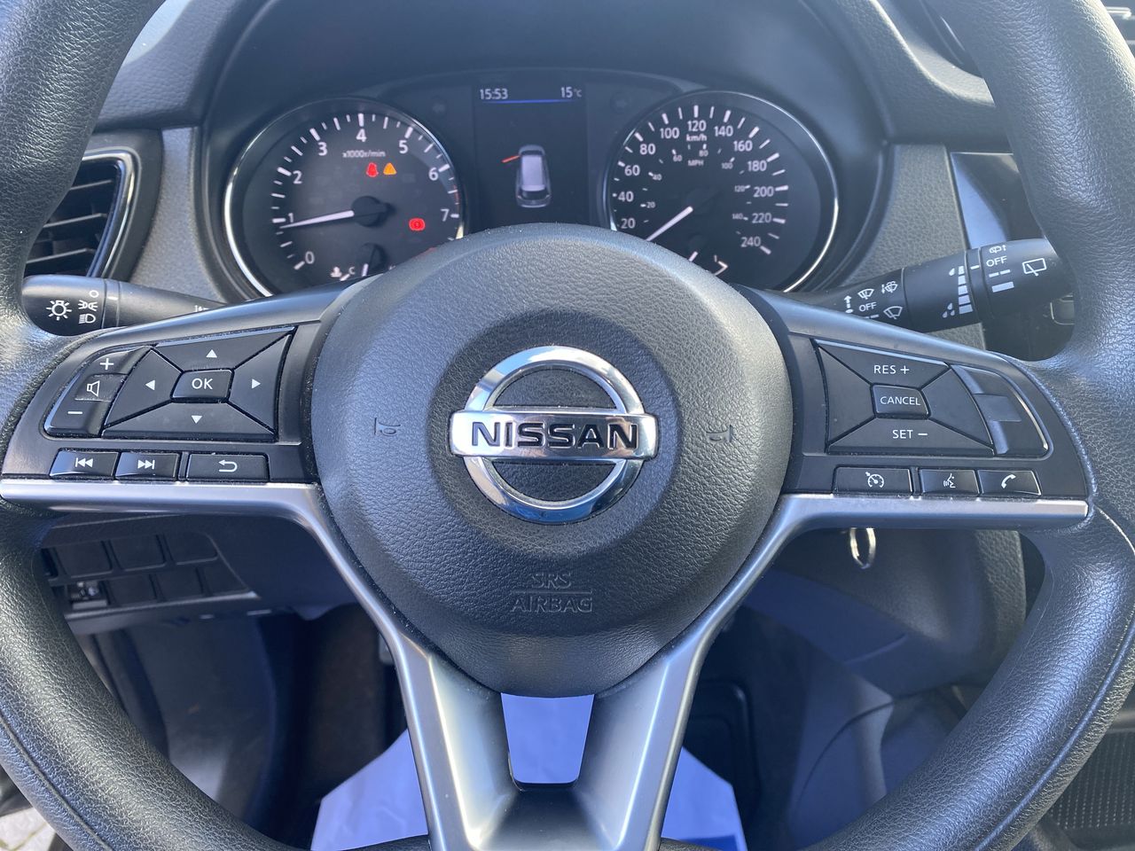 Nissan X-Trail — foto 18 de 26