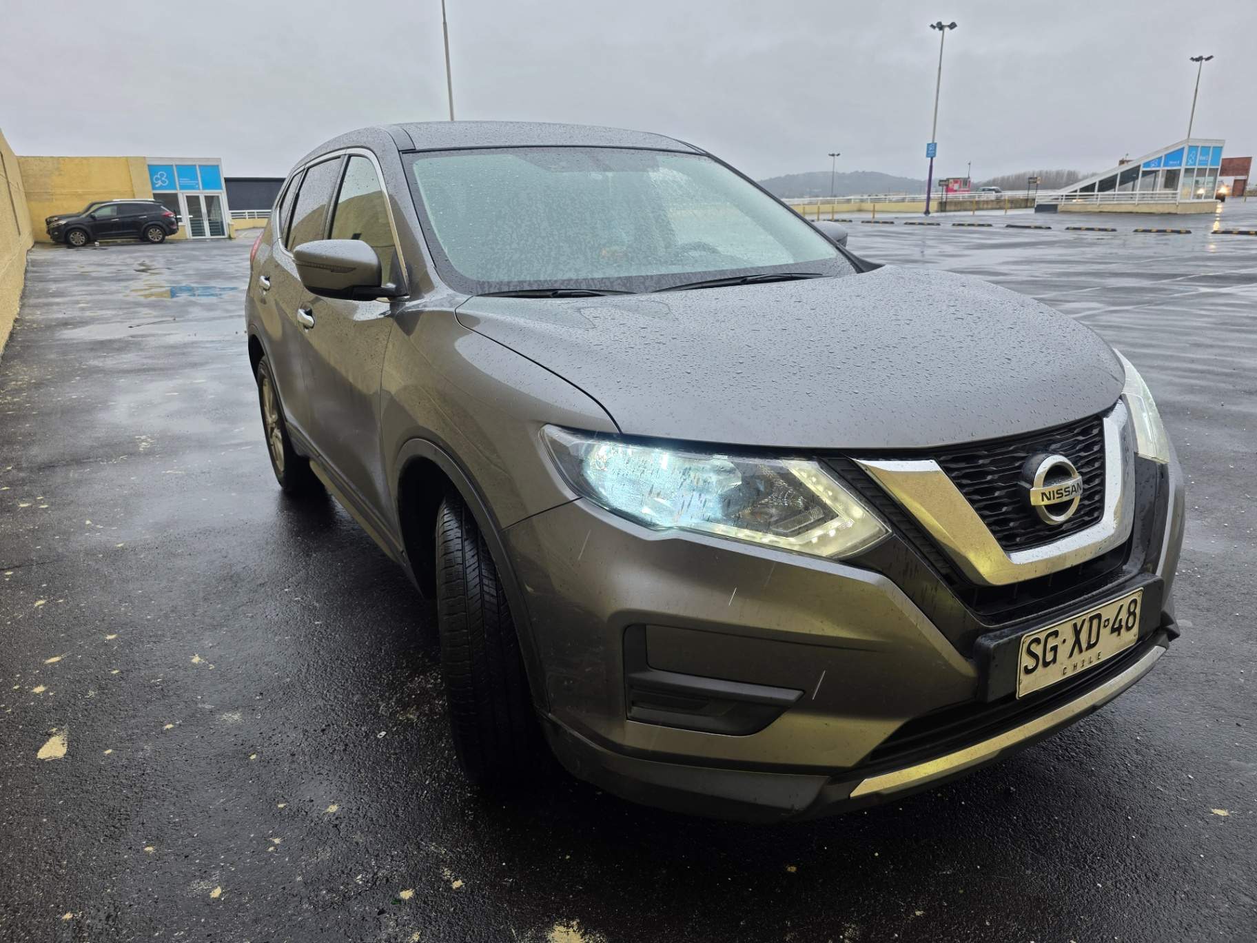 NISSAN - 0