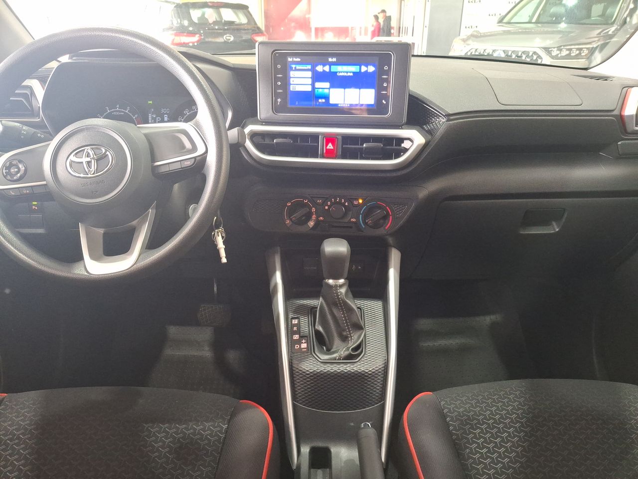 TOYOTA - 8