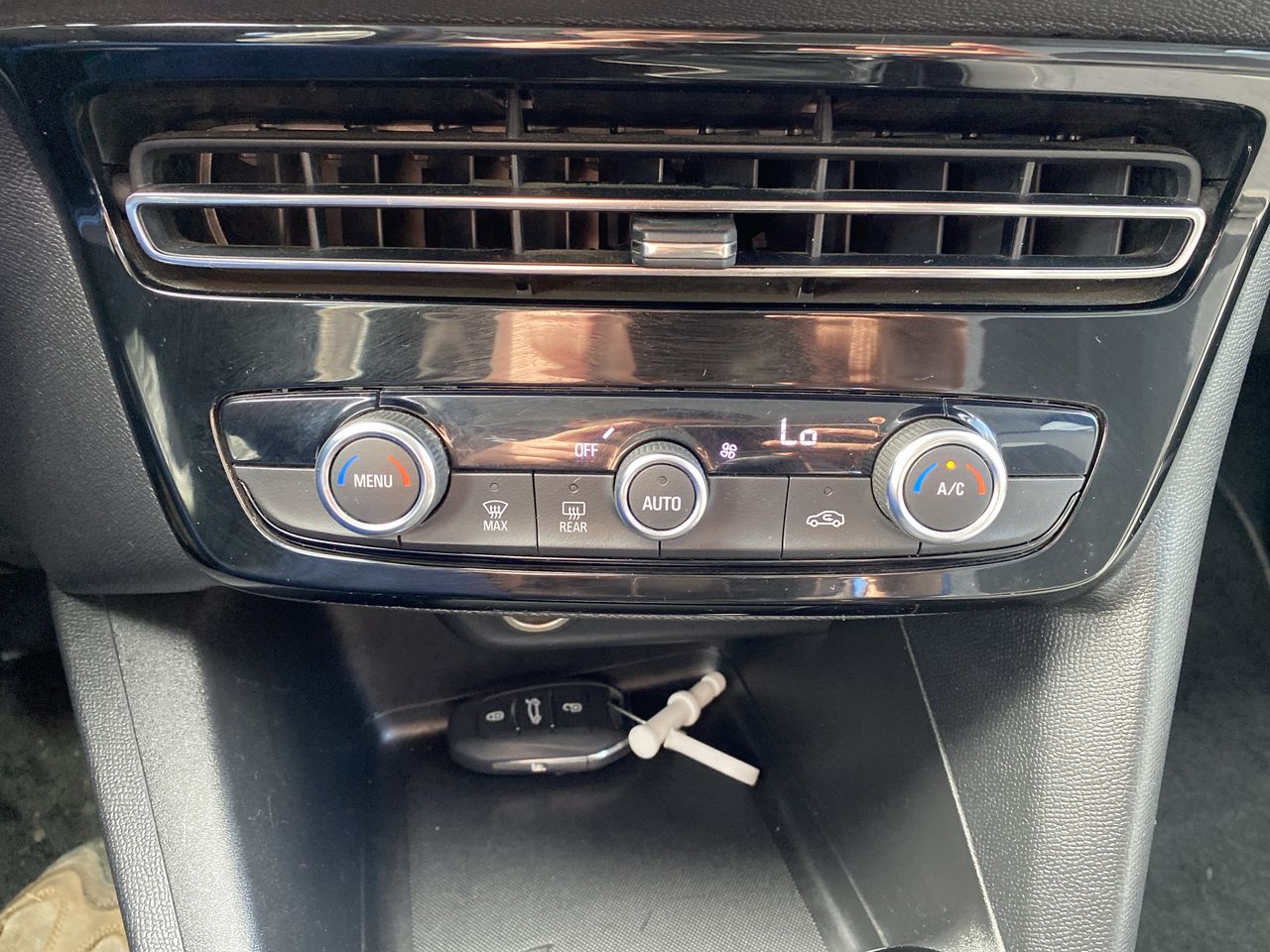 Suzuki Jimny — foto 29 de 33