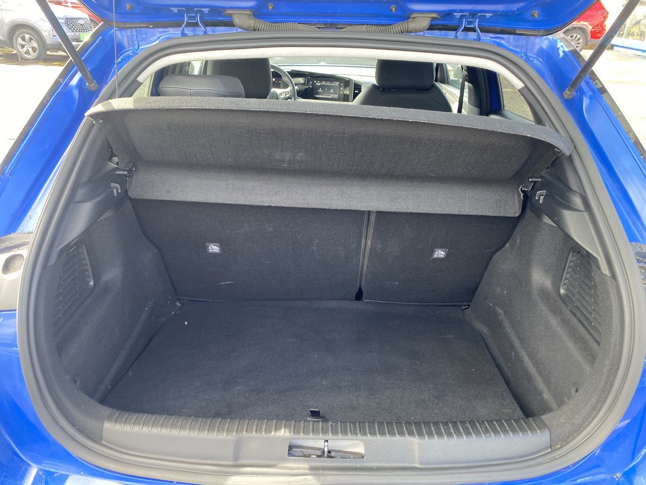 Suzuki Jimny — foto 20 de 33