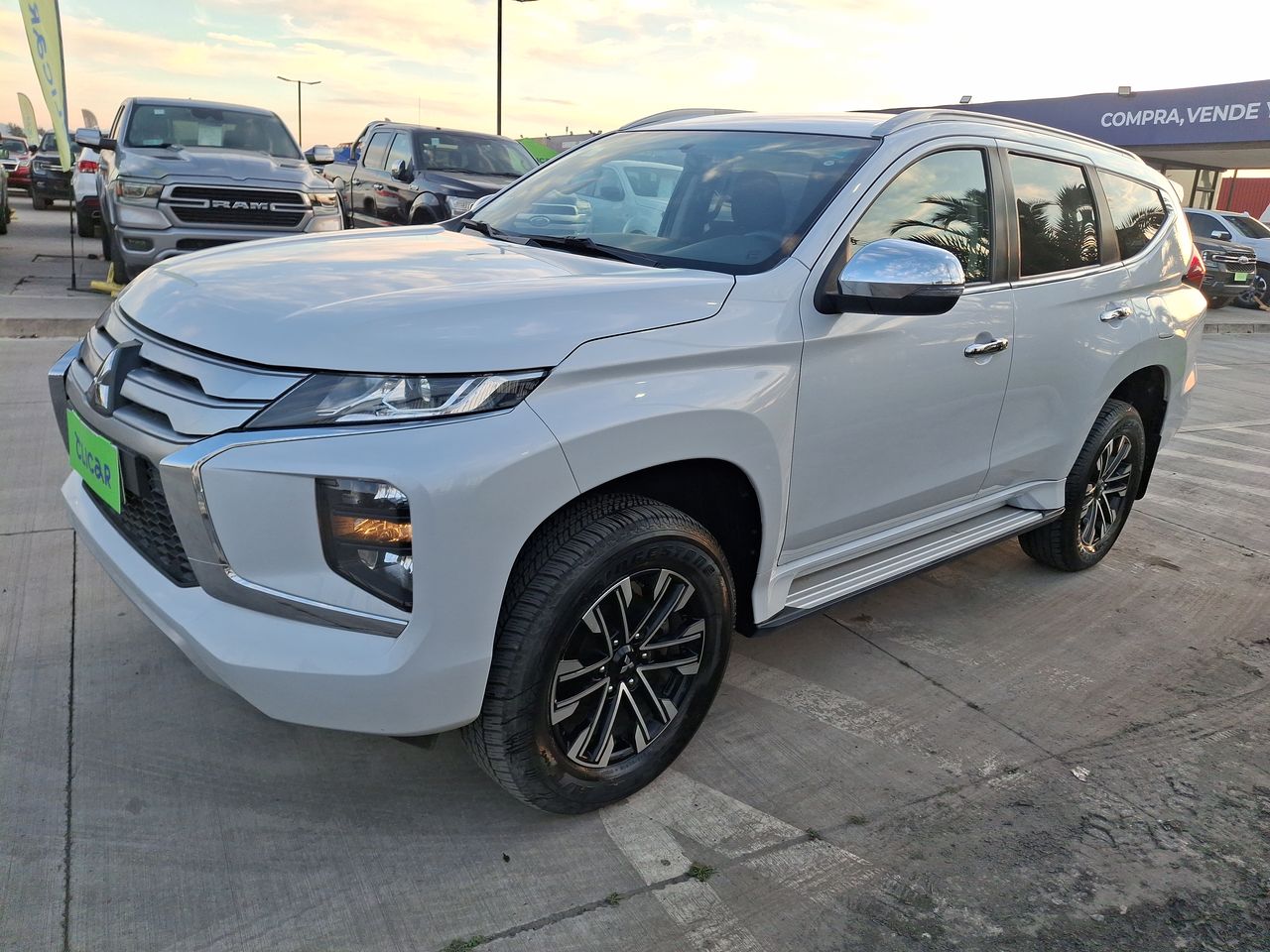 MITSUBISHI - 3