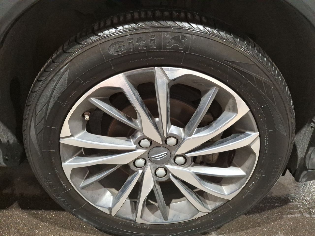 GEELY - 17