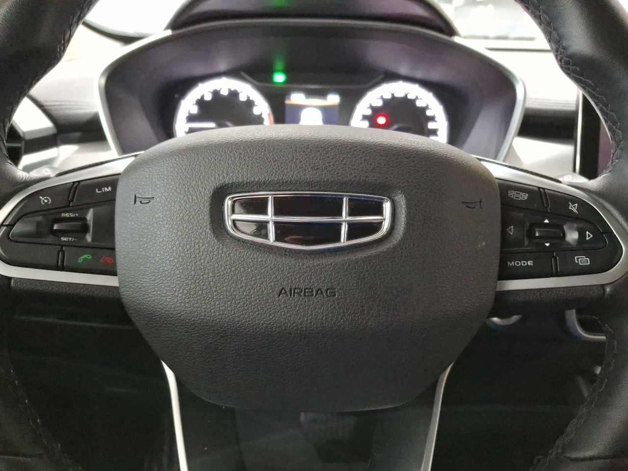 GEELY - 25