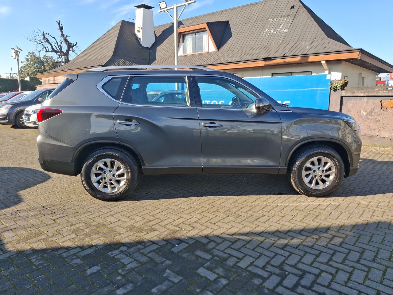 SSANGYONG - 8