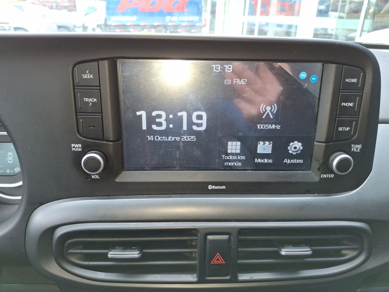 HYUNDAI - 27