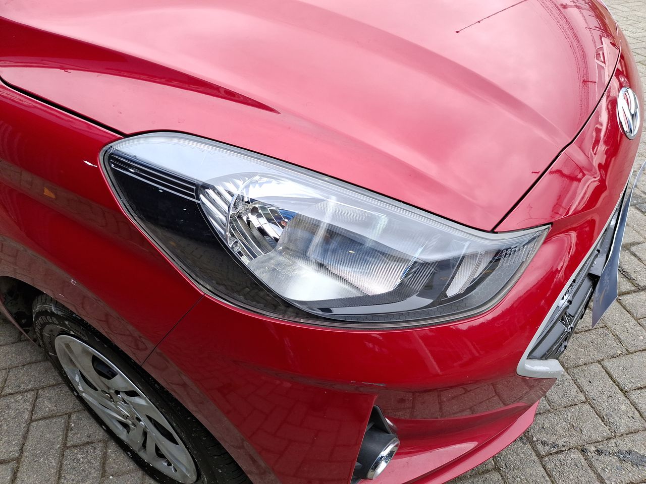 HYUNDAI - 17
