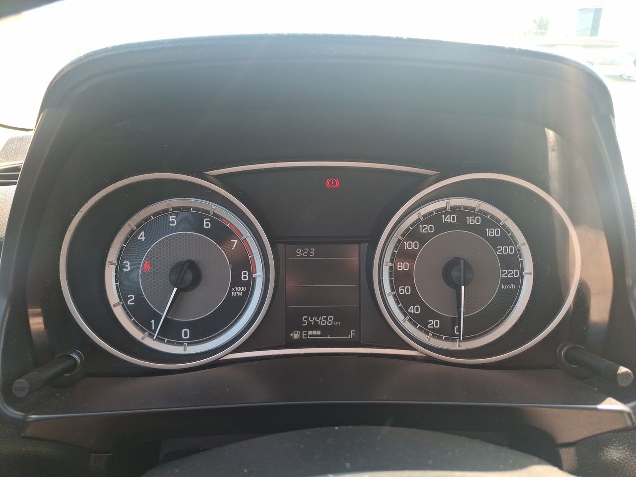SUZUKI - 25