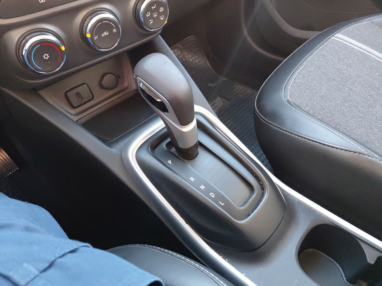 Chevrolet Tracker — foto 25 de 28