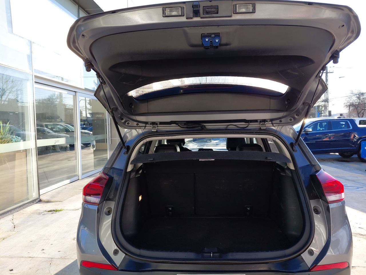 Chevrolet Tracker — foto 15 de 28