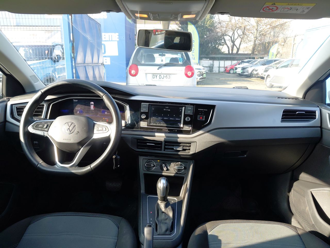 VOLKSWAGEN - 1