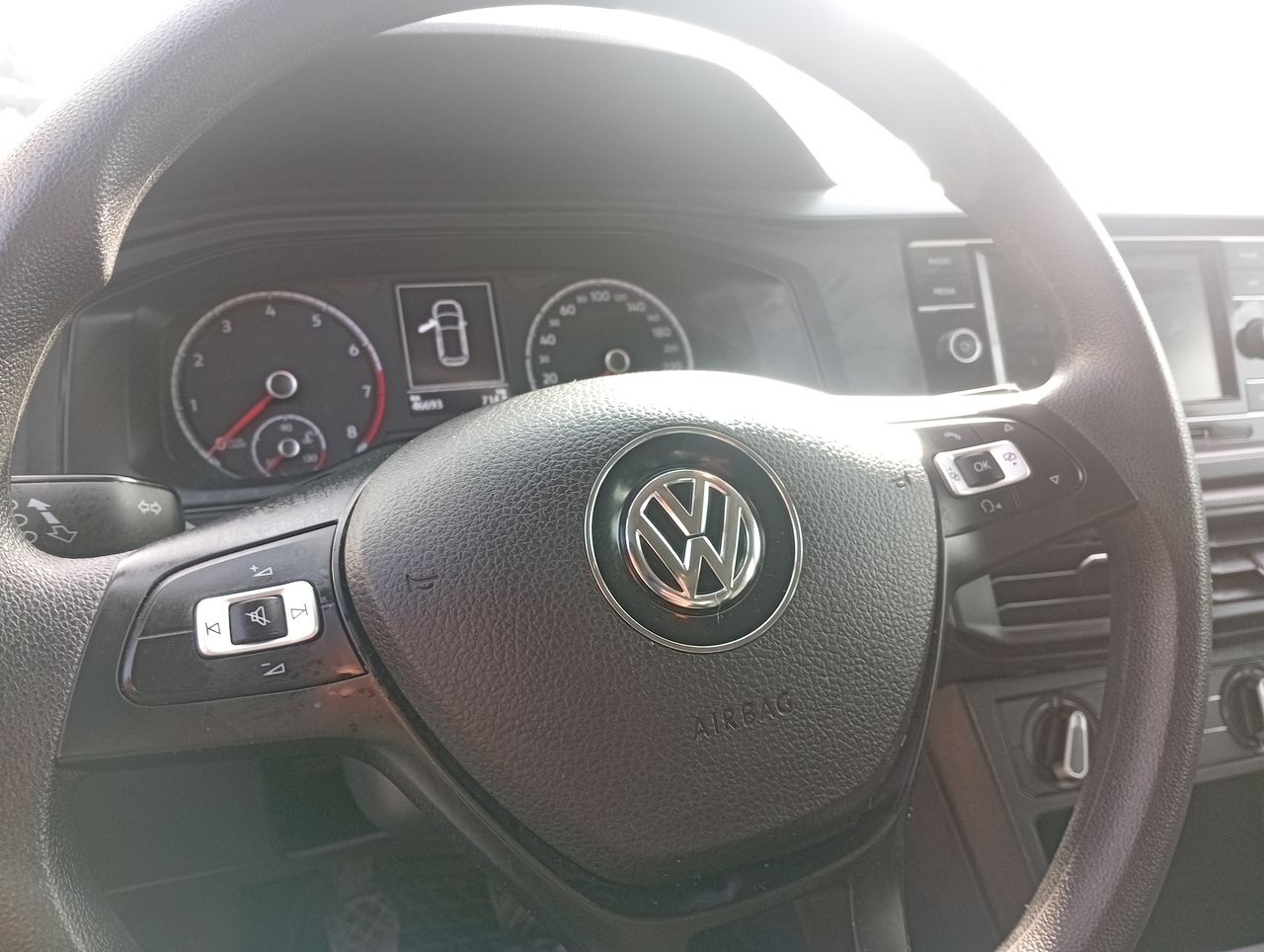 VOLKSWAGEN - 25