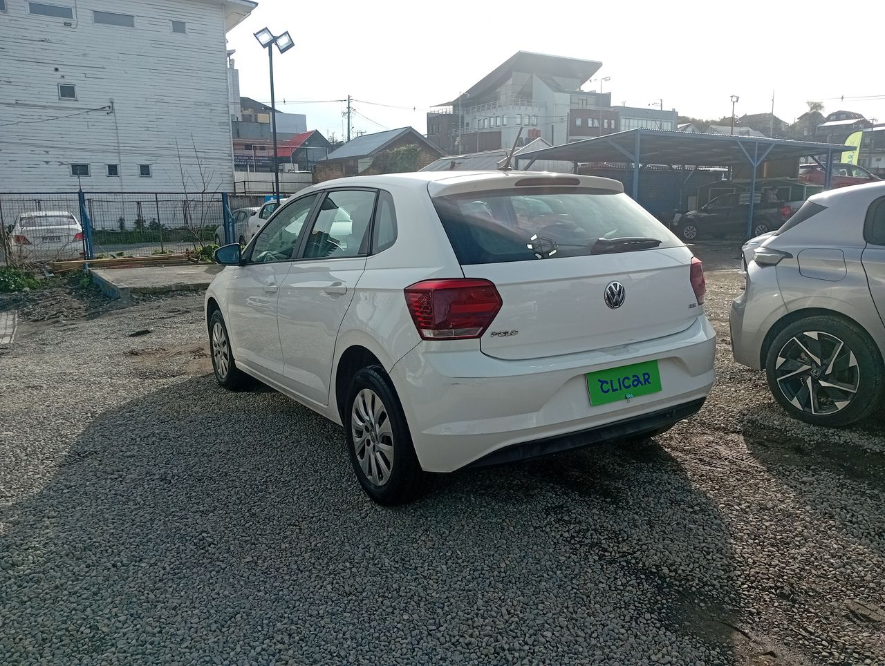 VOLKSWAGEN - 5