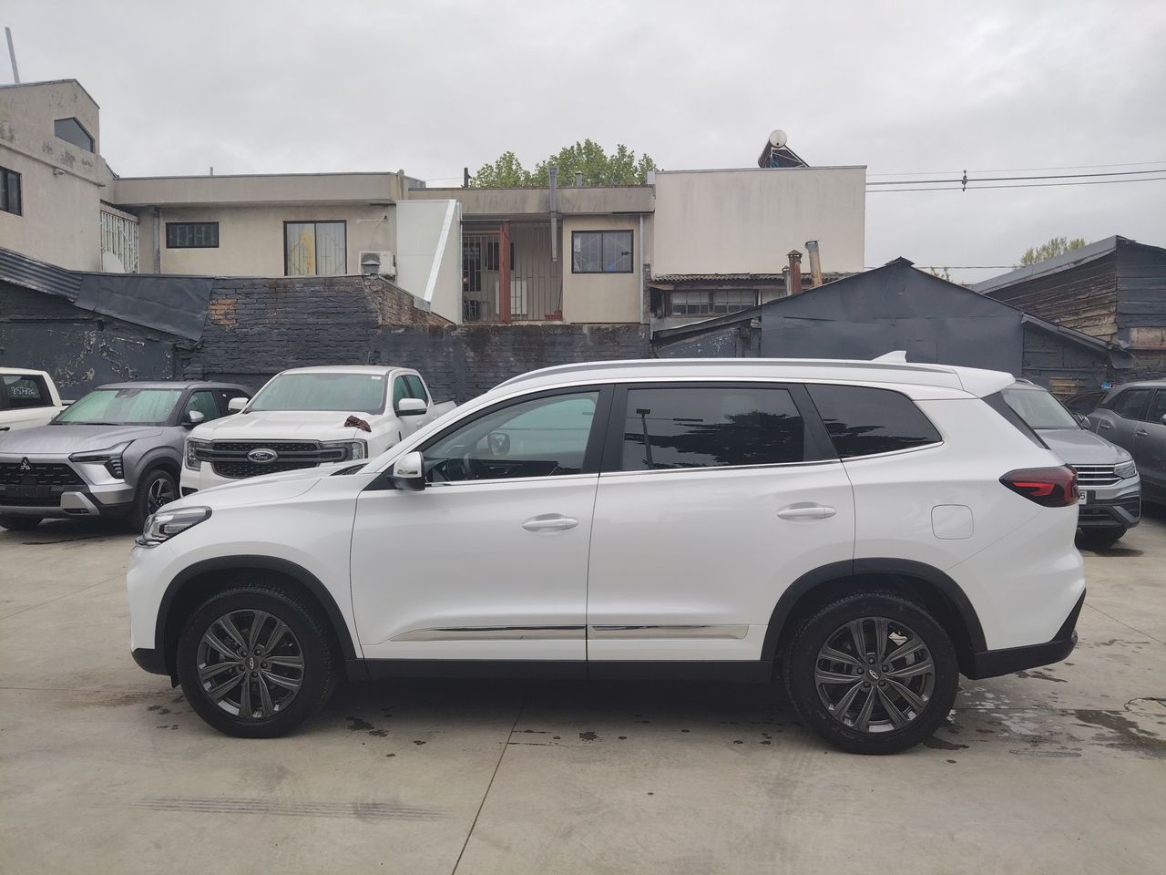 CHERY - 4