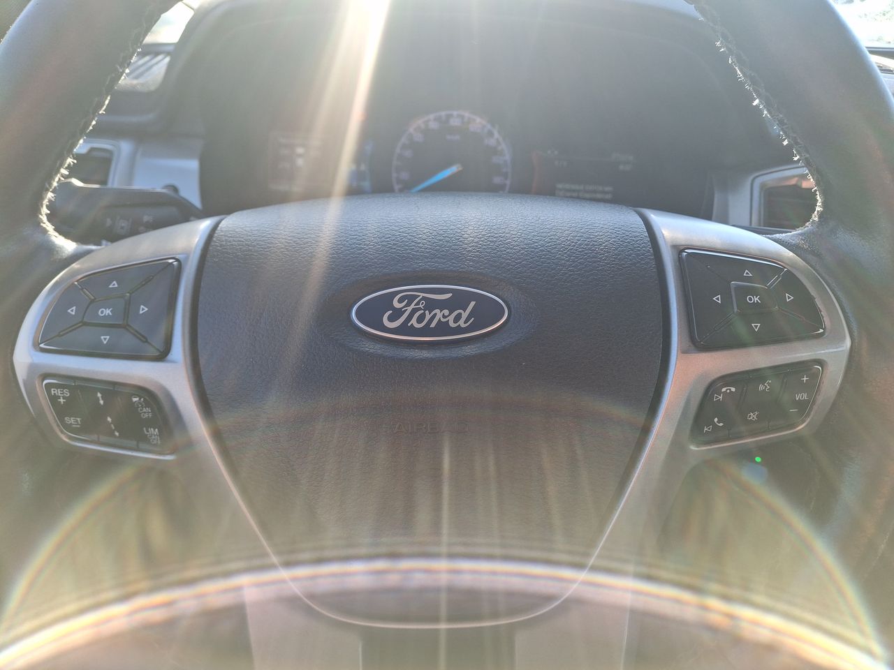 Ford Ranger — foto 25 de 31