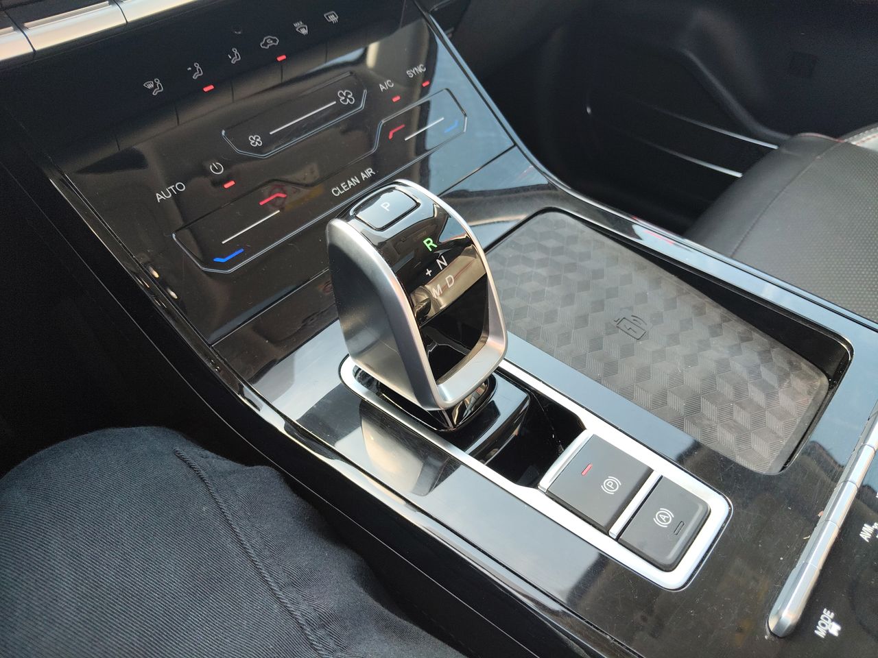 CHERY - 32