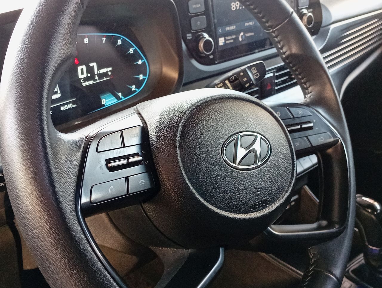 HYUNDAI - 18