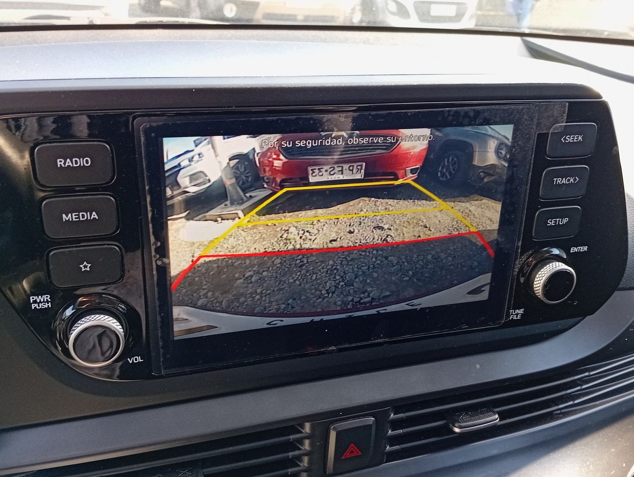 HYUNDAI - 20