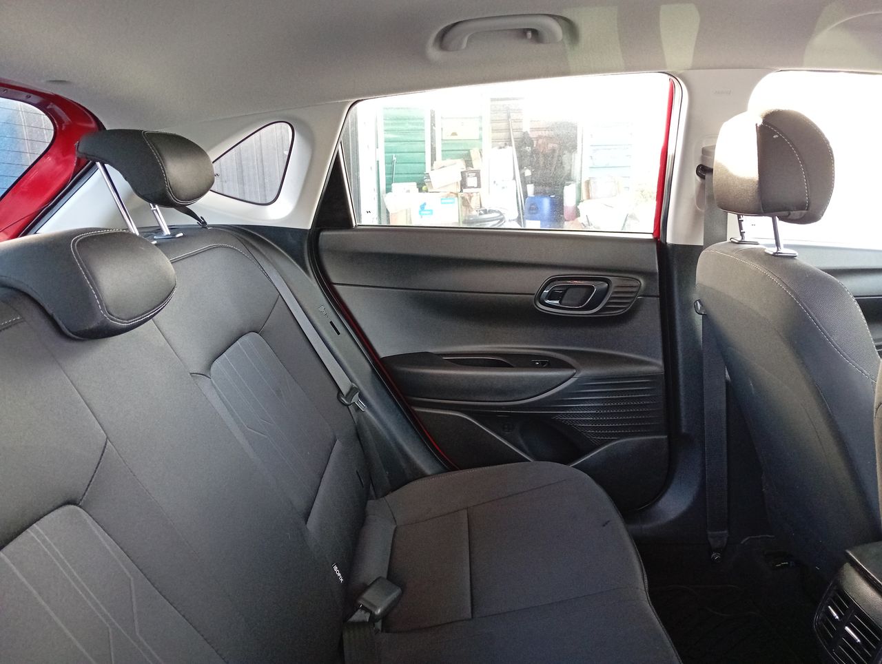 HYUNDAI - 25