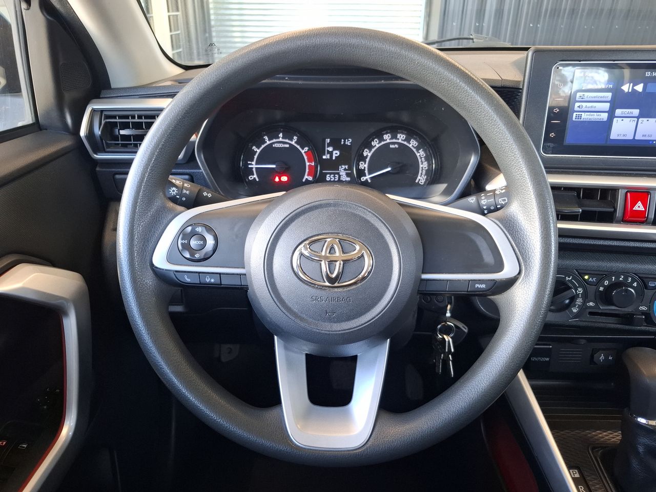 TOYOTA - 25