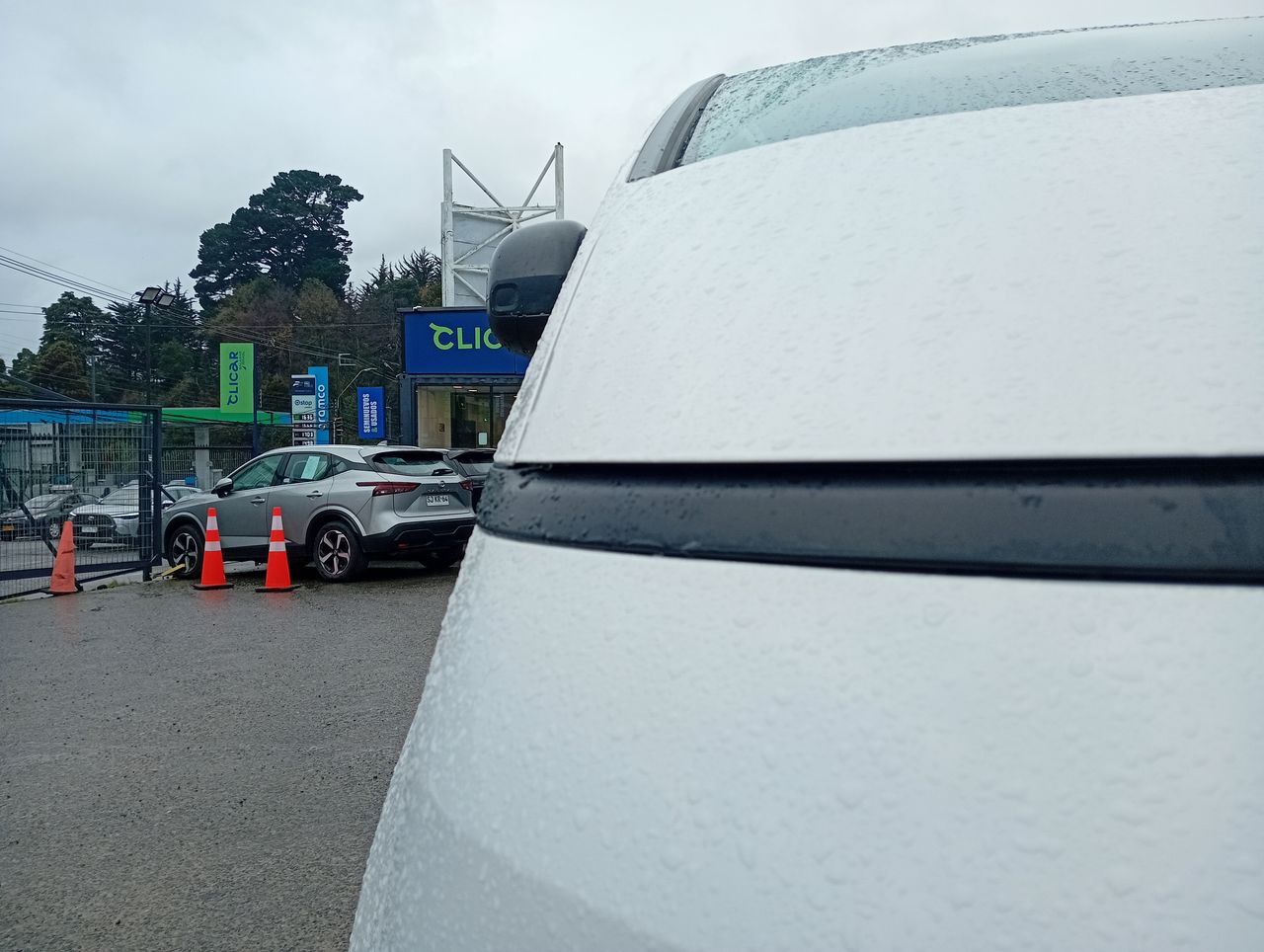 HYUNDAI - 10